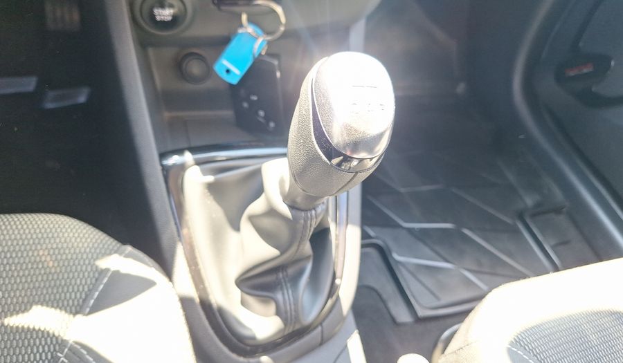 Renault Clio 1.2 EXPRESSION Hatchback 2017