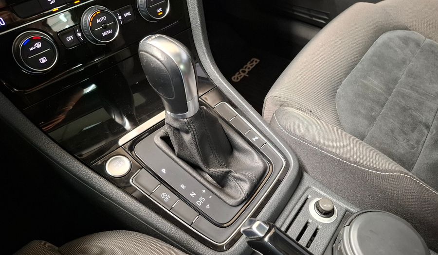 Volkswagen Golf 1.4 TSI HIGHLINE DSG Hatchback 2015