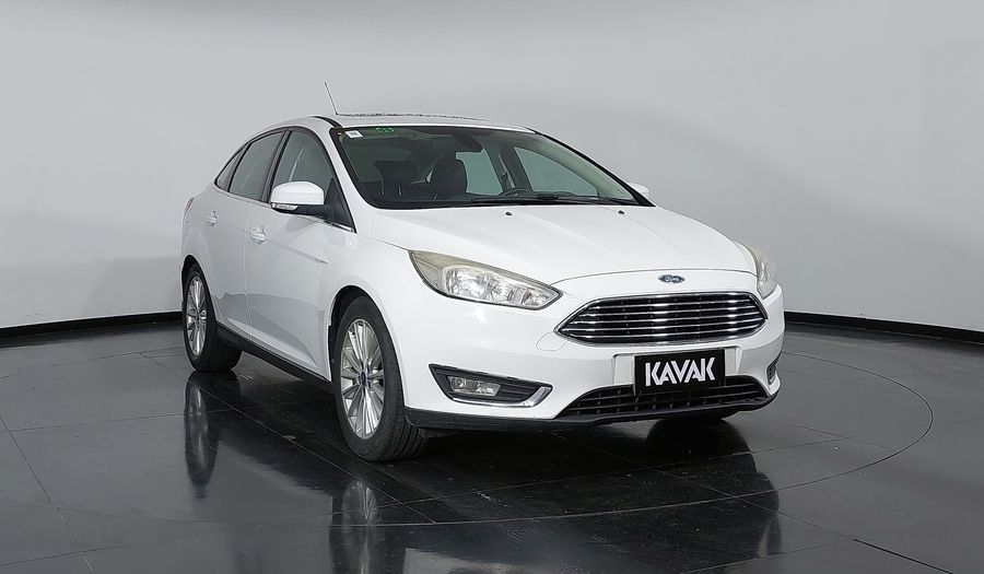 Ford Focus 2.0 TITANIUM PLUS SEDAN AT Sedan 2017