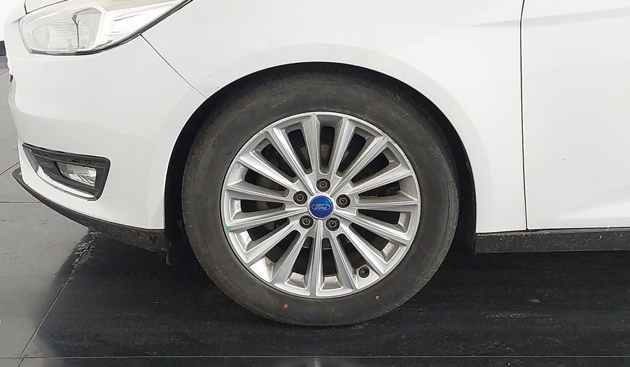 Ford Focus 2.0 TITANIUM PLUS SEDAN AT Sedan 2017