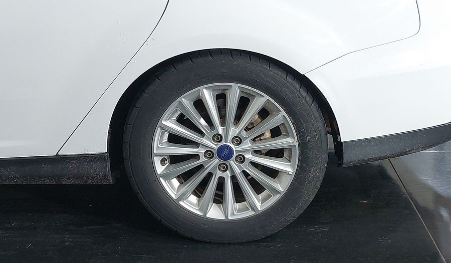 Ford Focus 2.0 TITANIUM PLUS SEDAN AT Sedan 2017