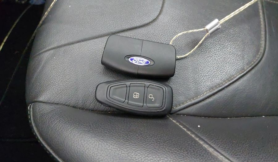 Ford Focus 2.0 TITANIUM PLUS SEDAN AT Sedan 2017