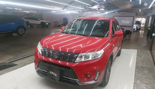 Suzuki • Vitara