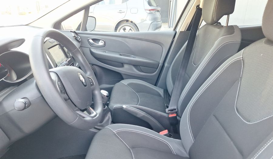 Renault Clio 1.2 EXPRESSION Hatchback 2018