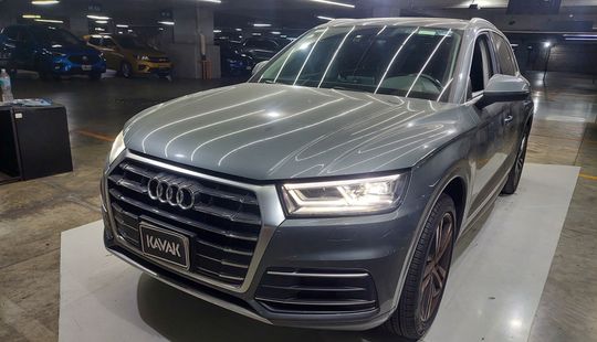 Audi • Q5