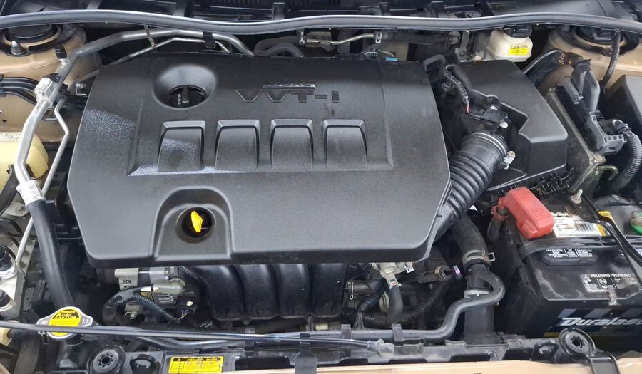 Toyota Corolla 1.8 LE AT Sedan 2013