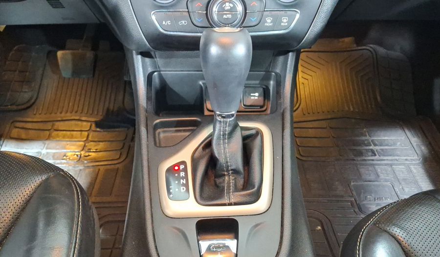 Jeep Cherokee 2.4 LIMITED PREMIUM Suv 2015