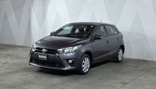 Toyota • Yaris