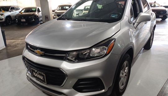 Chevrolet • Trax