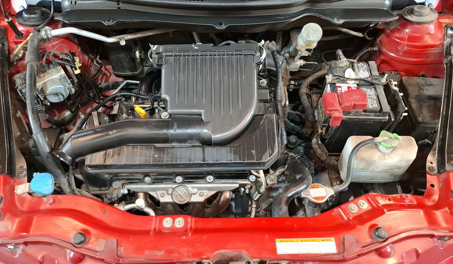 Suzuki Swift 1.4 GLS MT Hatchback 2015