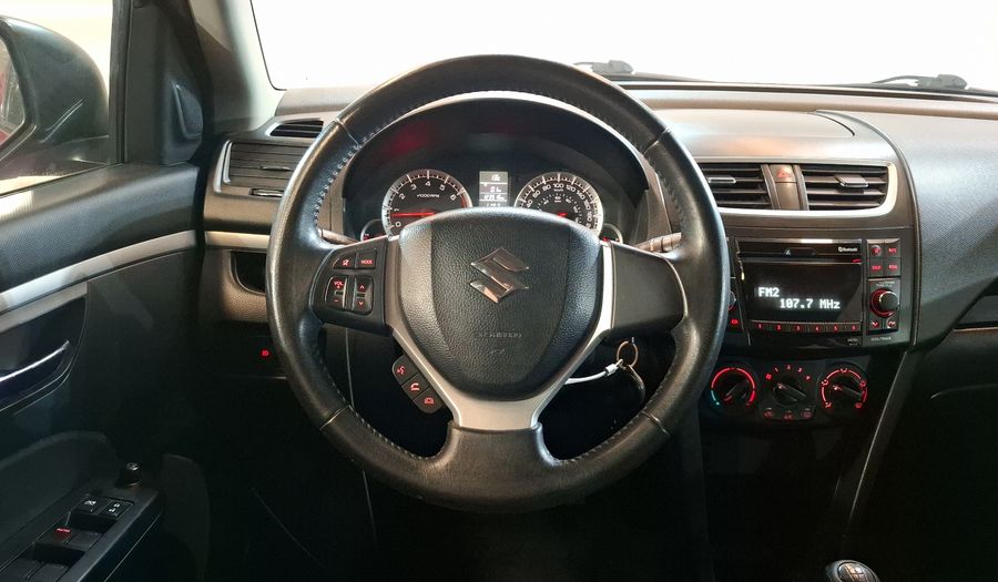 Suzuki Swift 1.4 GLS MT Hatchback 2015