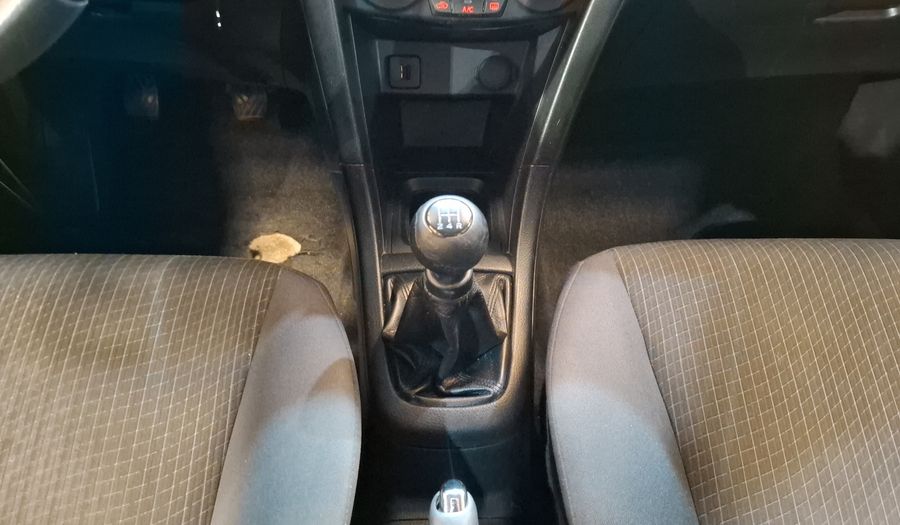 Suzuki Swift 1.4 GLS MT Hatchback 2015