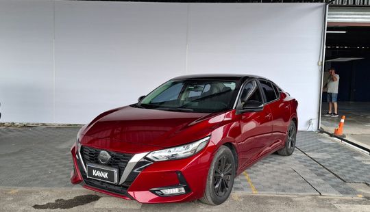 Nissan • Sentra