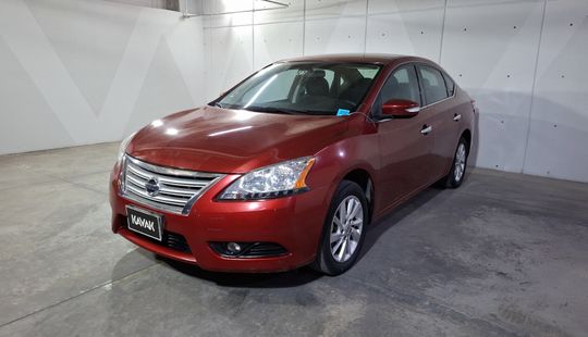Nissan • Sentra