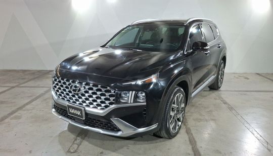 Hyundai • Santa Fe