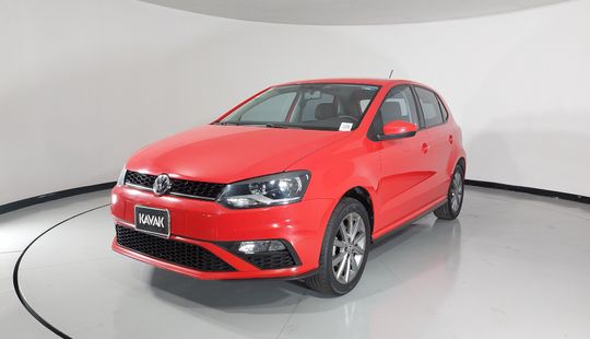 Volkswagen • Polo