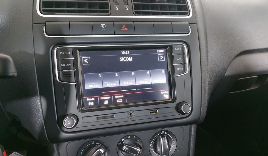 Volkswagen Polo 1.6 COMFORTLINE PLUS AUTO Hatchback 2021