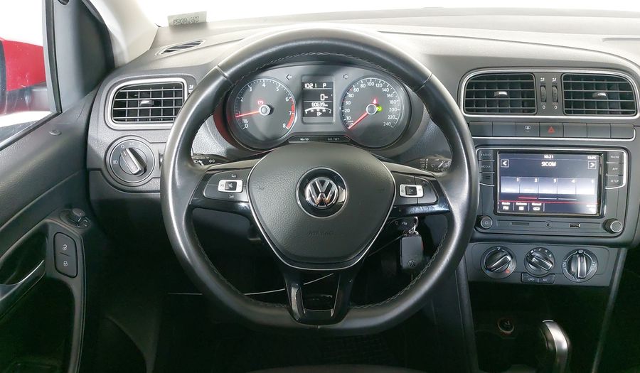 Volkswagen Polo 1.6 COMFORTLINE PLUS AUTO Hatchback 2021