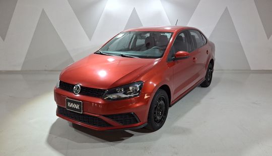 Volkswagen • Vento