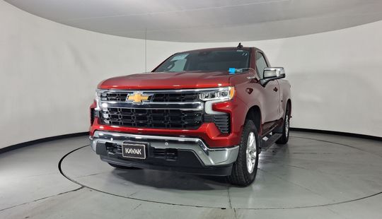 Chevrolet • Cheyenne
