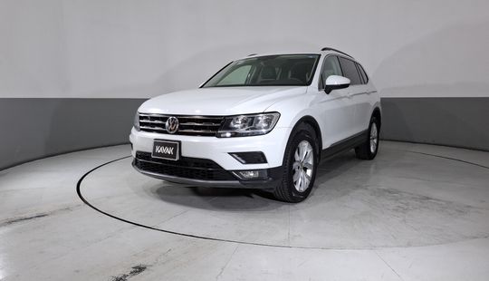 Volkswagen • Tiguan
