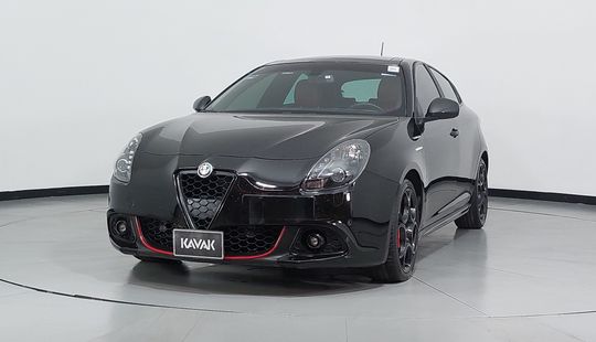 Alfa Romeo • Giulietta