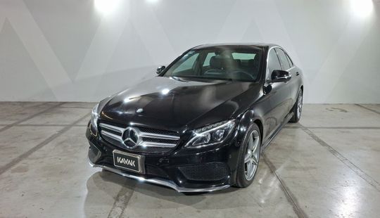 Mercedes Benz • Clase C