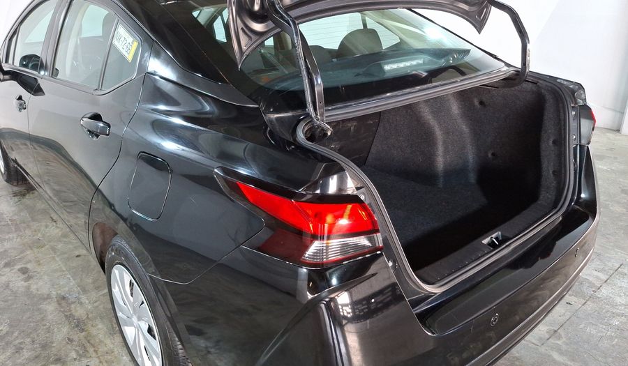 Nissan Versa 1.6 SENSE Sedan 2020