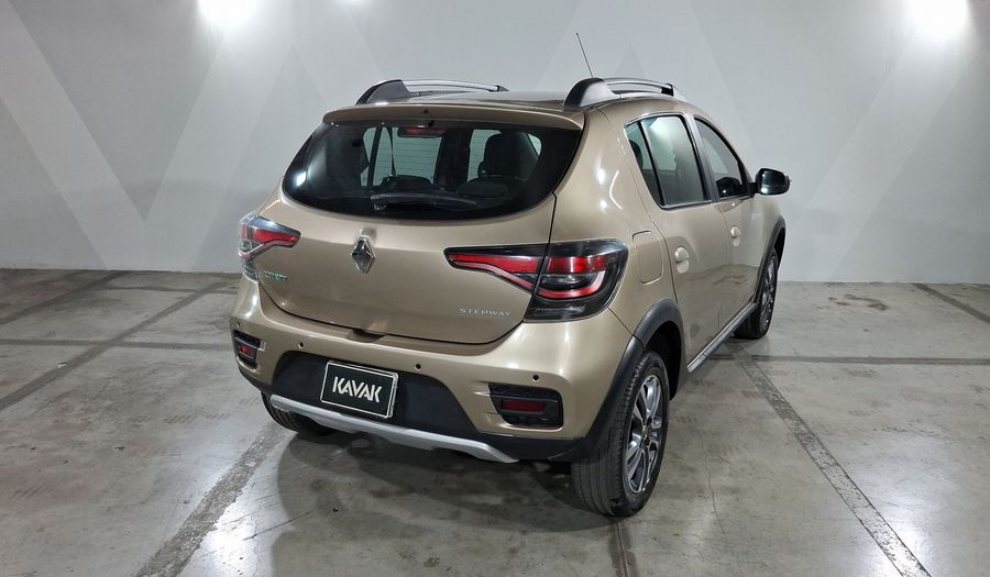 Renault Stepway 1.6 INTENS MT Hatchback 2022