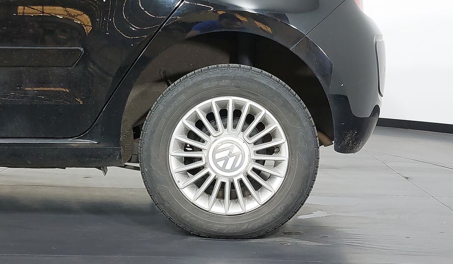 Volkswagen Up MPI MOVE UP Hatchback 2016