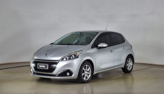 Peugeot • 208