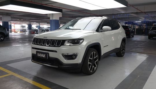 Jeep • Compass