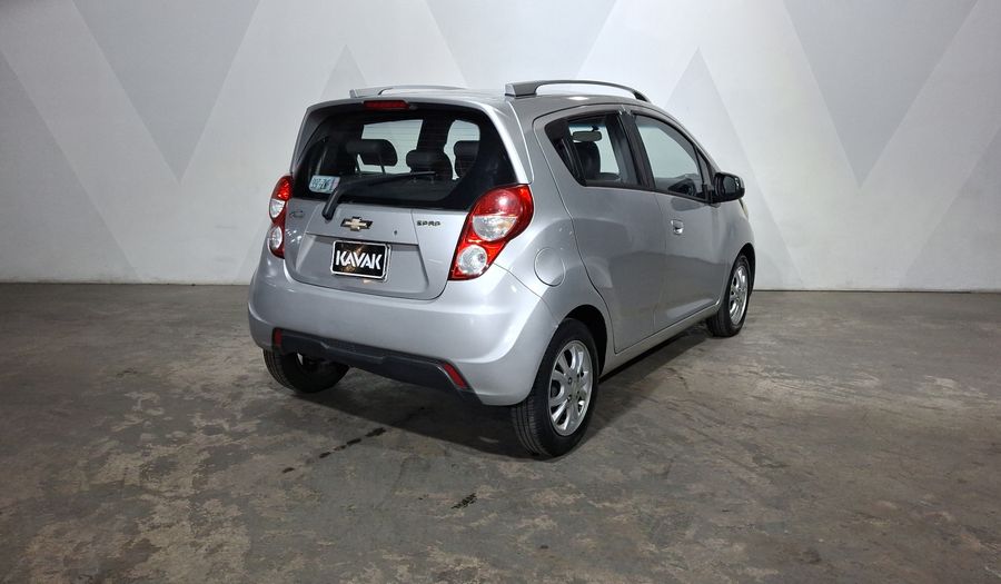 Chevrolet Spark 1.2 LTZ C MT Hatchback 2014