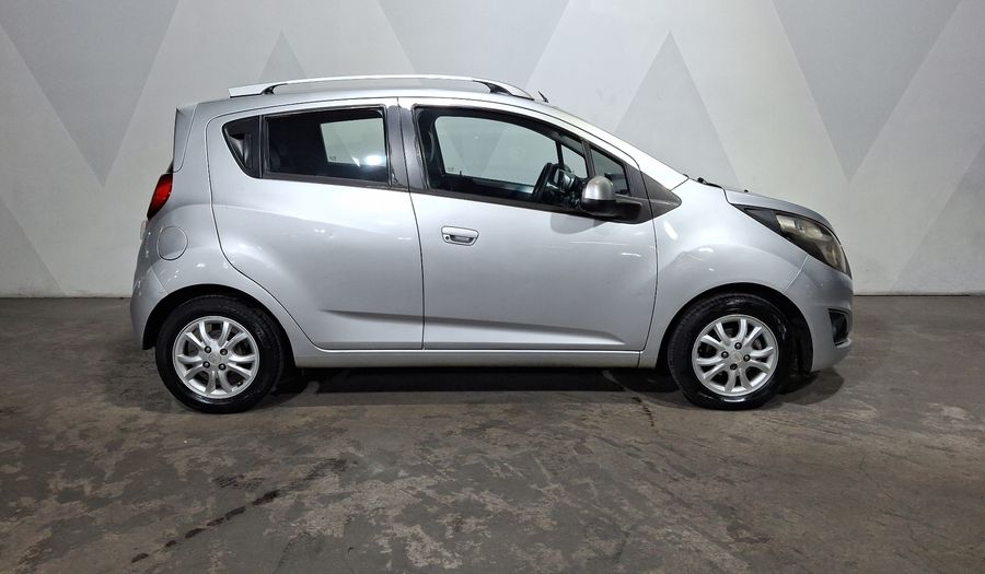 Chevrolet Spark 1.2 LTZ C MT Hatchback 2014