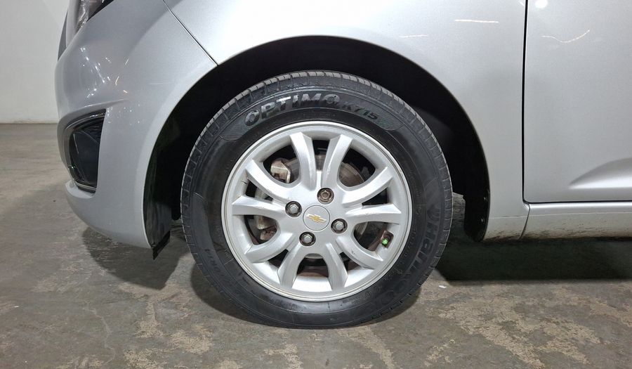 Chevrolet Spark 1.2 LTZ C MT Hatchback 2014