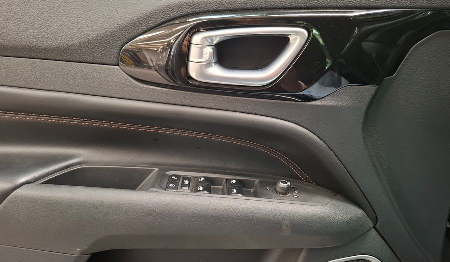 Jeep Commander 1.3 T270 LIMITED AUTO Suv 2023