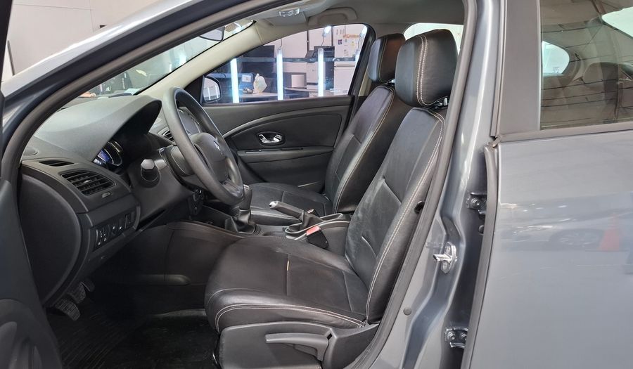 Renault Fluence 1.6 DYNAMIQUE PACK Sedan 2016