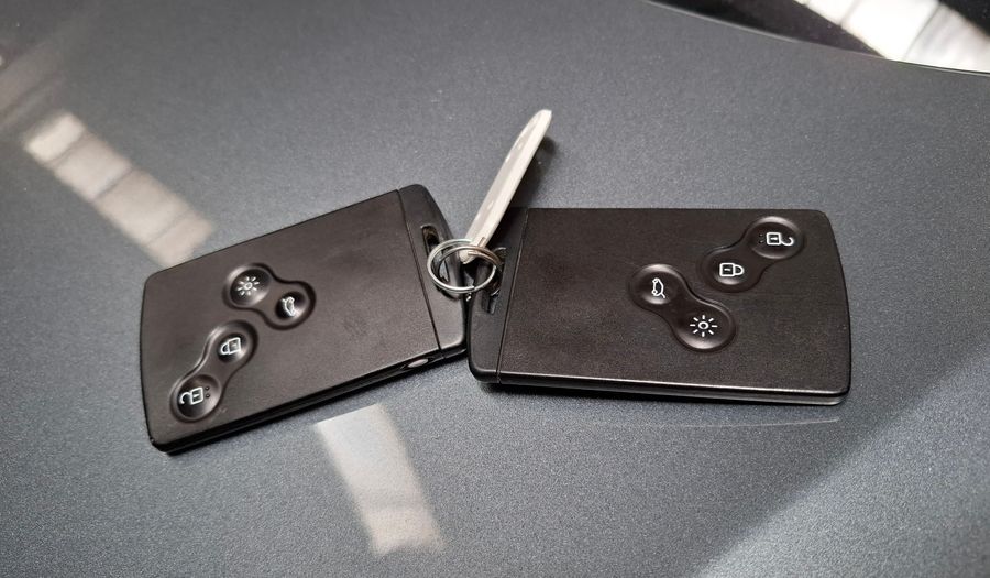 Renault Fluence 1.6 DYNAMIQUE PACK Sedan 2016