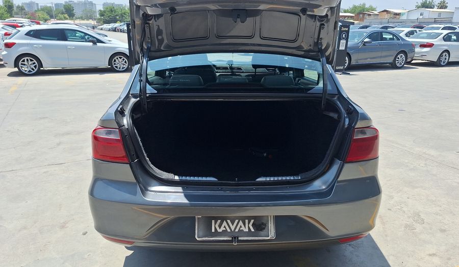 Volkswagen Voyage 1.6 TRENDLINE Sedan 2019