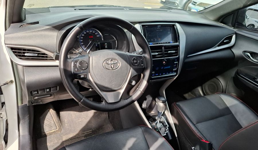 Toyota Yaris 1.5 S CVT Hatchback 2021