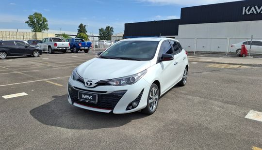 Toyota • Yaris