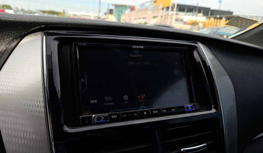 Toyota Yaris 1.5 S CVT Hatchback 2021