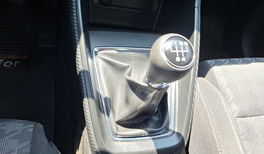 Mg Zs 1.5 STANDARD Suv 2022