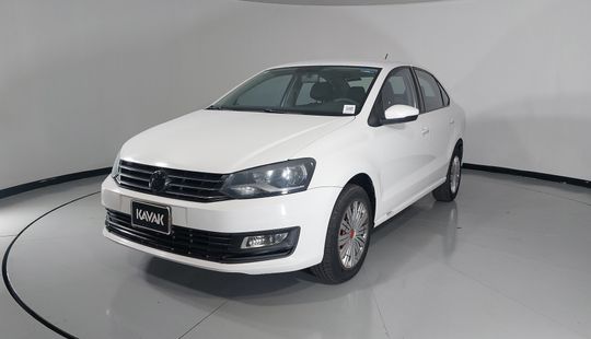 Volkswagen • Vento