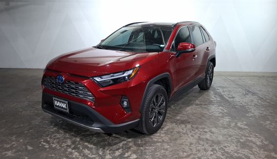 Toyota • RAV4