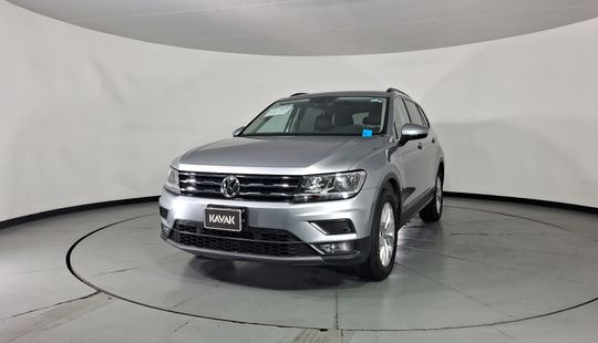 Volkswagen • Tiguan