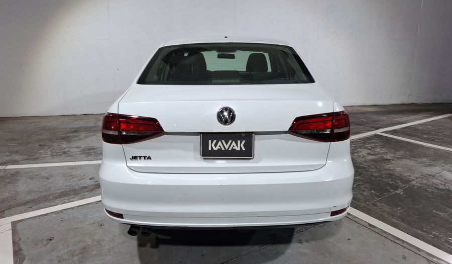 Volkswagen Jetta 2.0 MT Sedan 2018