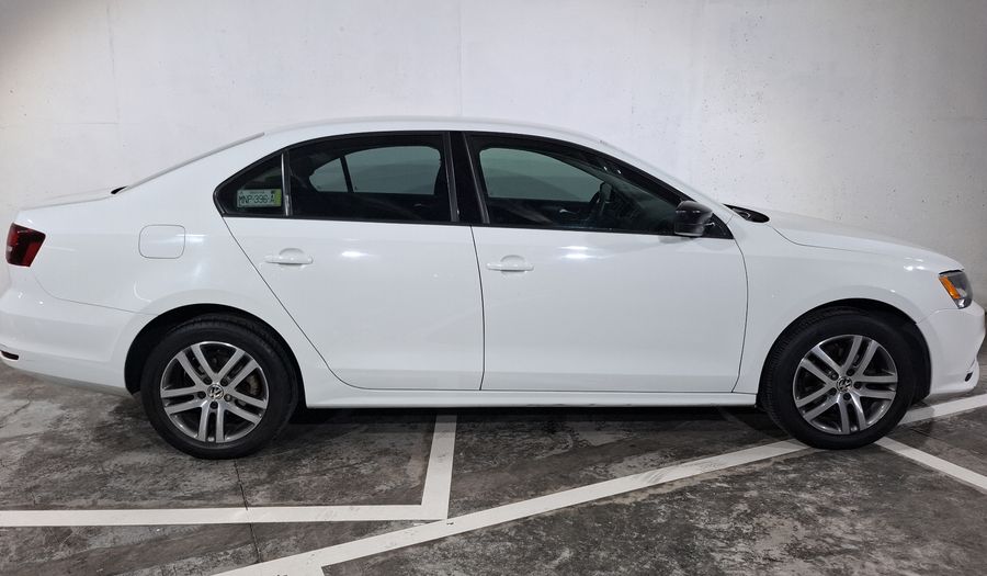 Volkswagen Jetta 2.0 MT Sedan 2018