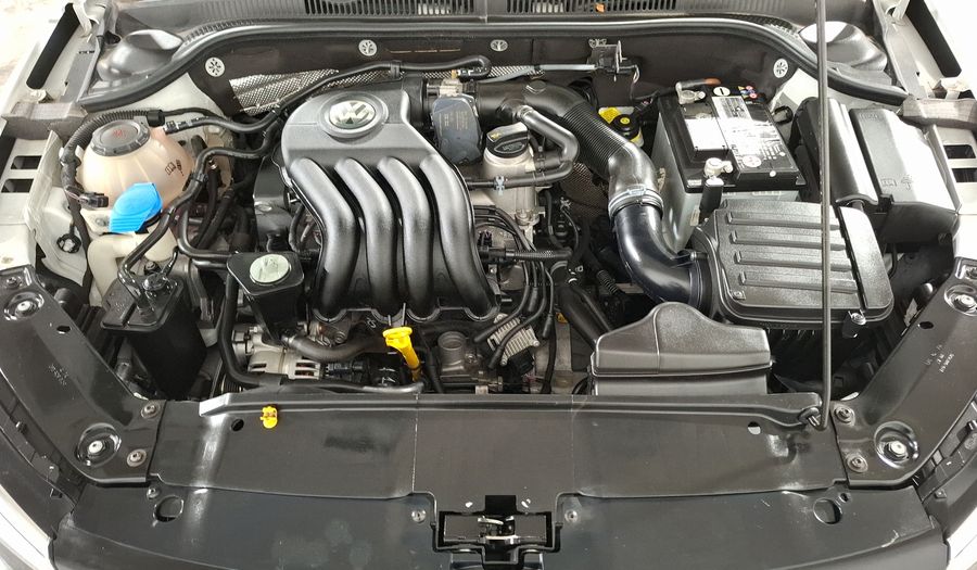 Volkswagen Jetta 2.0 MT Sedan 2018