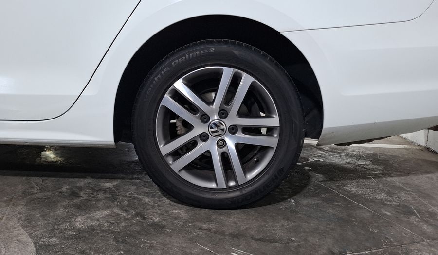 Volkswagen Jetta 2.0 MT Sedan 2018